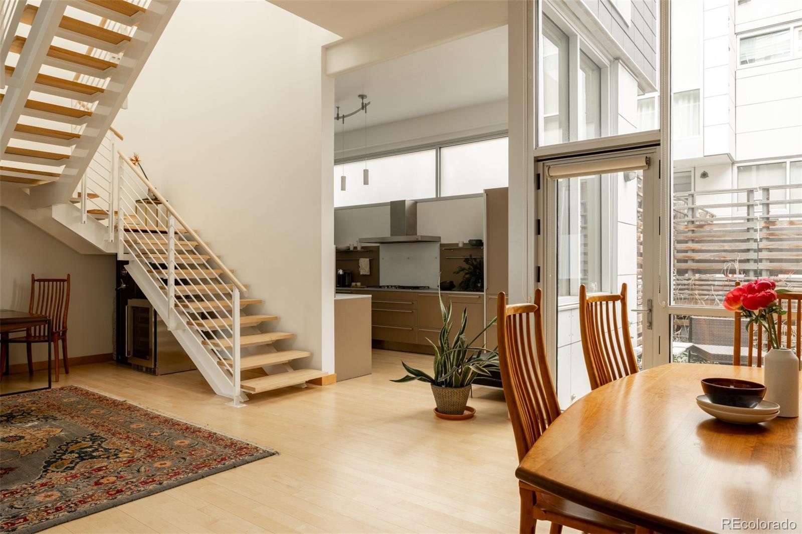 Photo of Listing #1522478