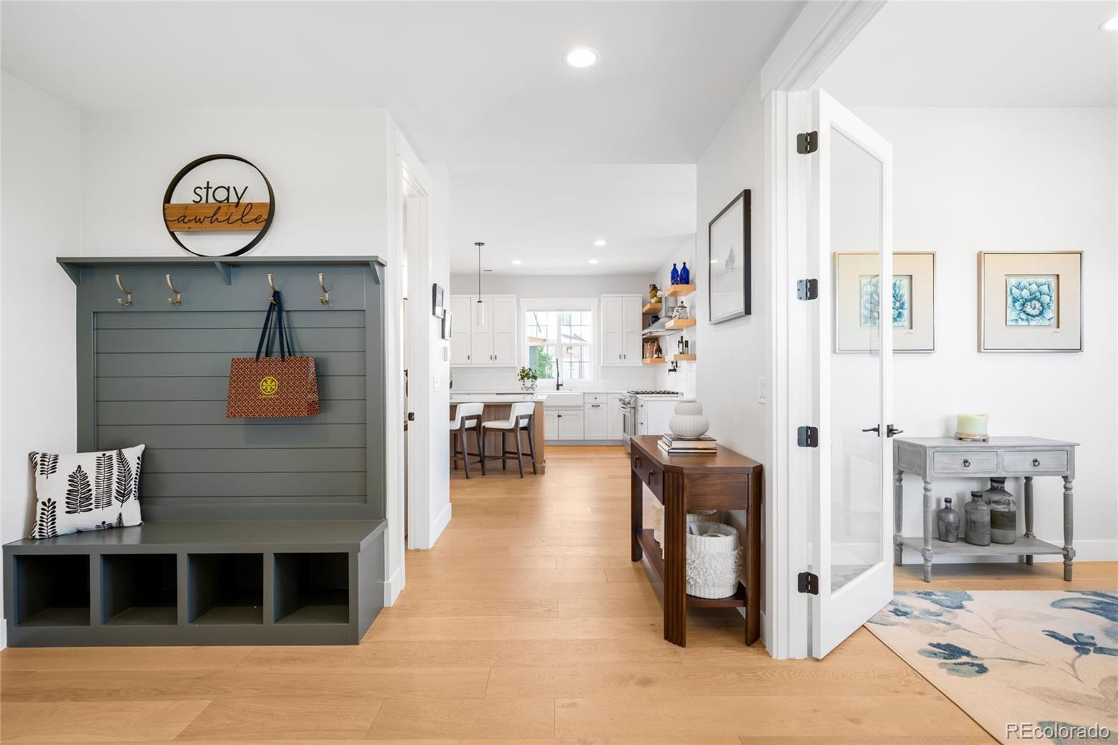 Photo of Listing #1529882