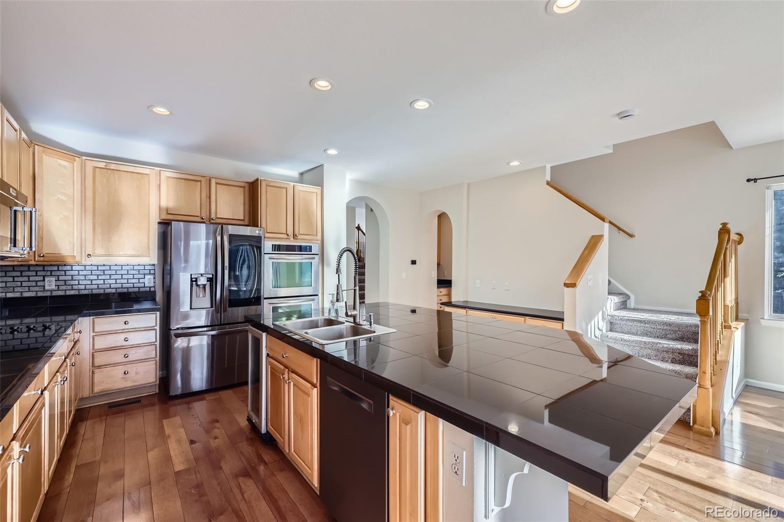 Photo of Listing #1546188