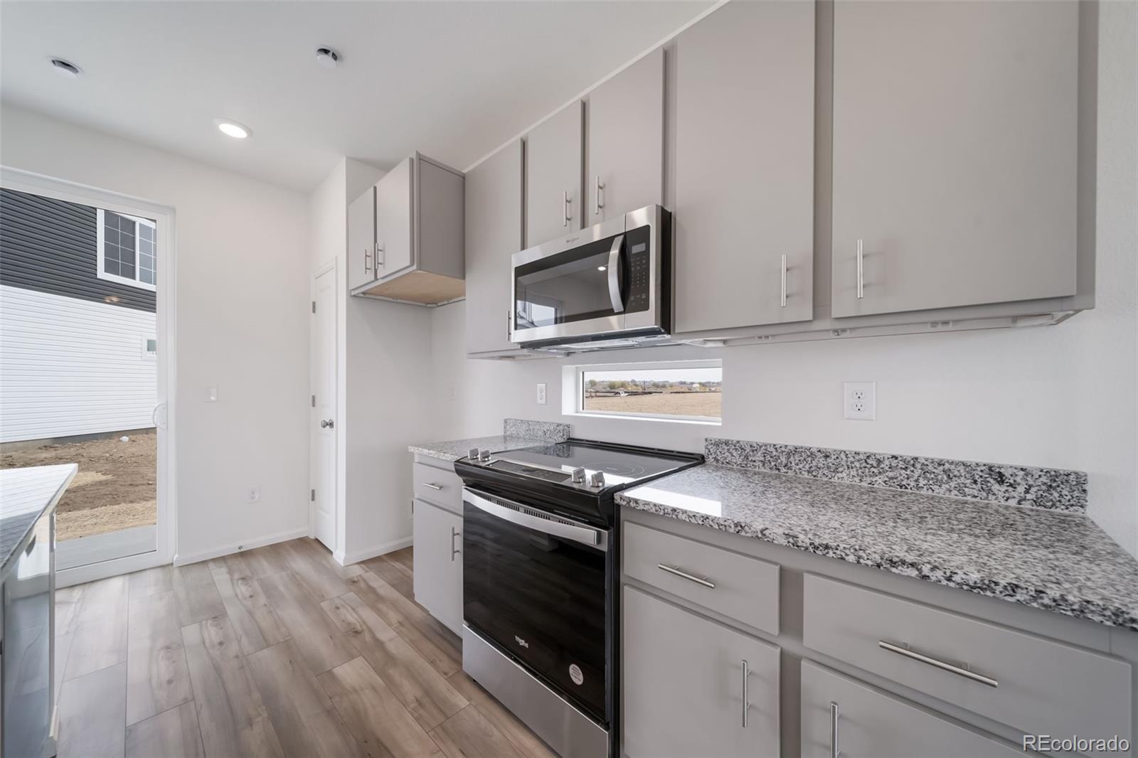 Photo of Listing #1548033