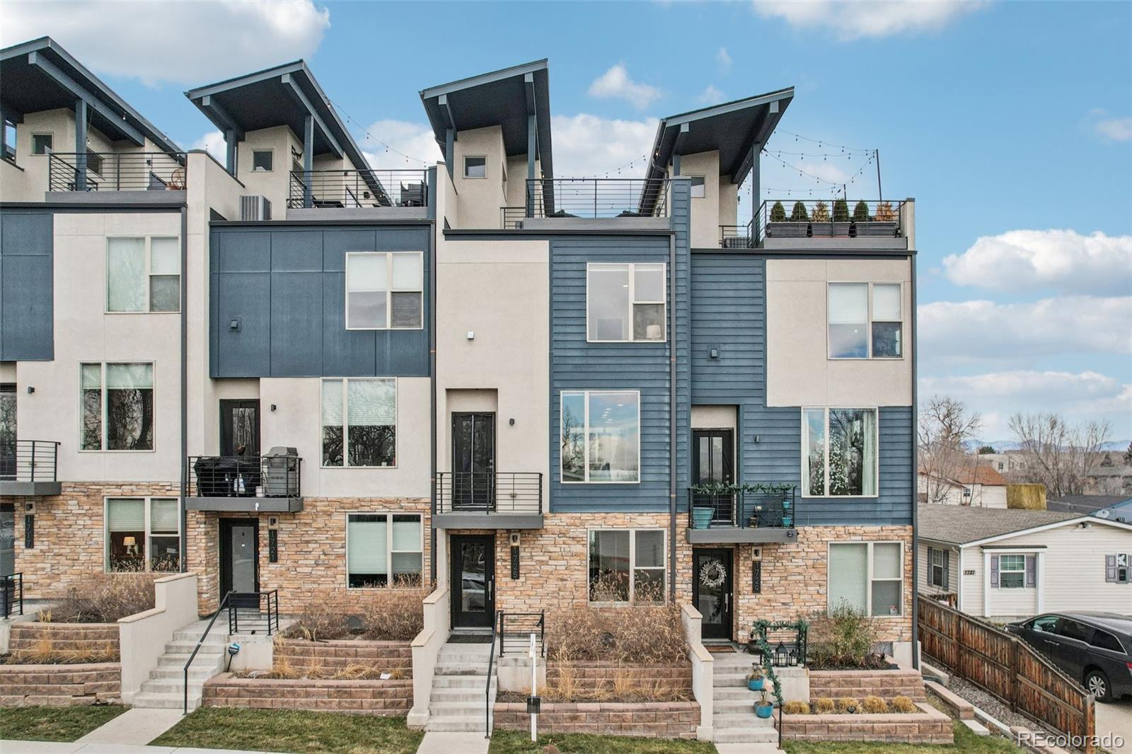 Photo of Listing #1558636