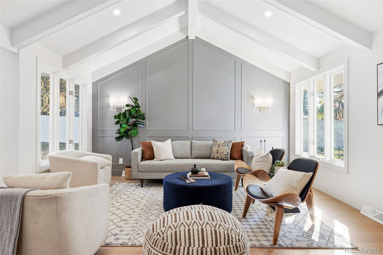 Photo of Listing #1561313