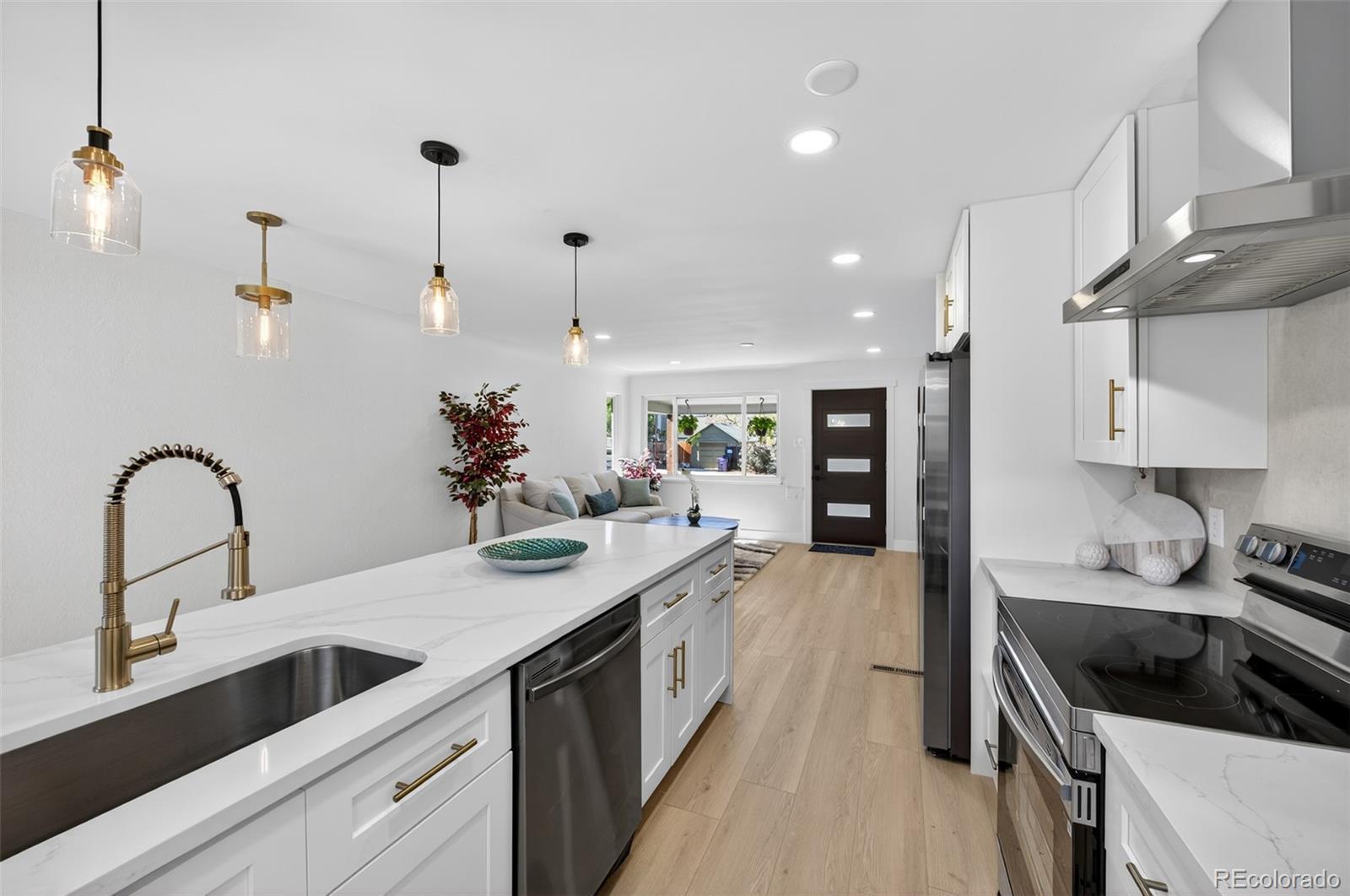 Photo of Listing #1564449