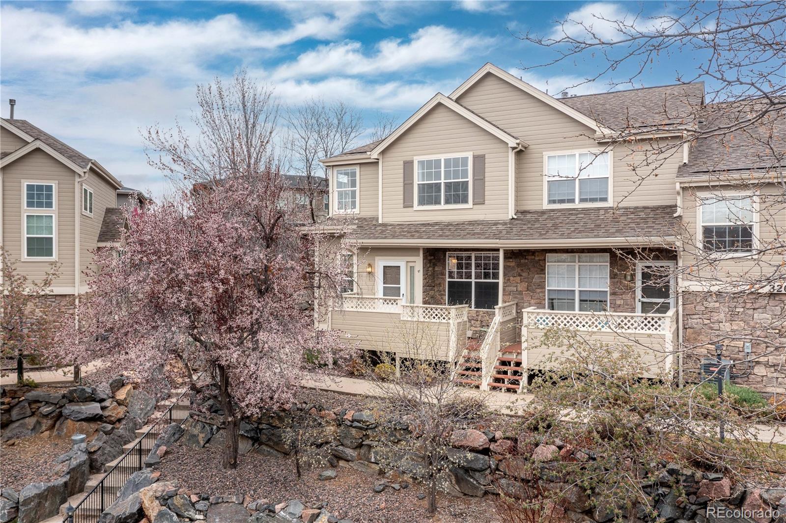 Photo of Listing #1570537