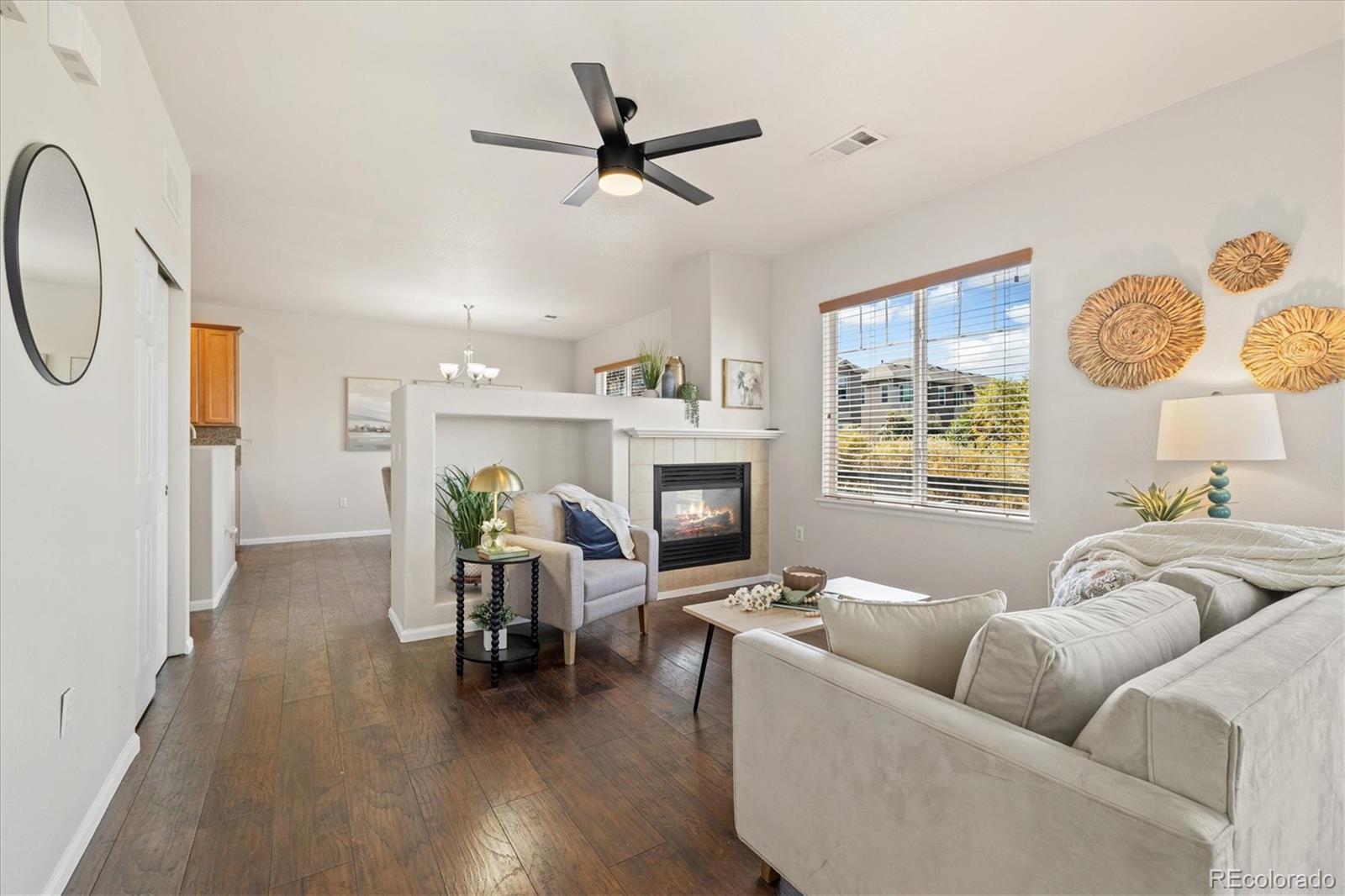 Photo of Listing #1578010