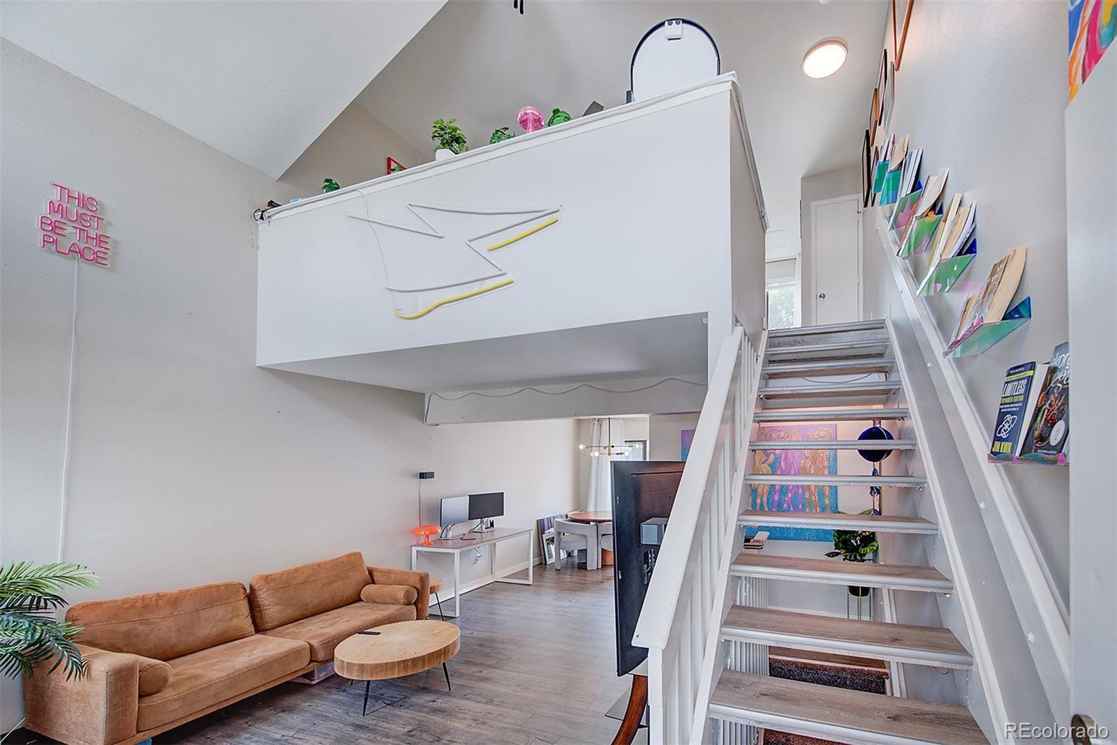 Photo of Listing #1579581