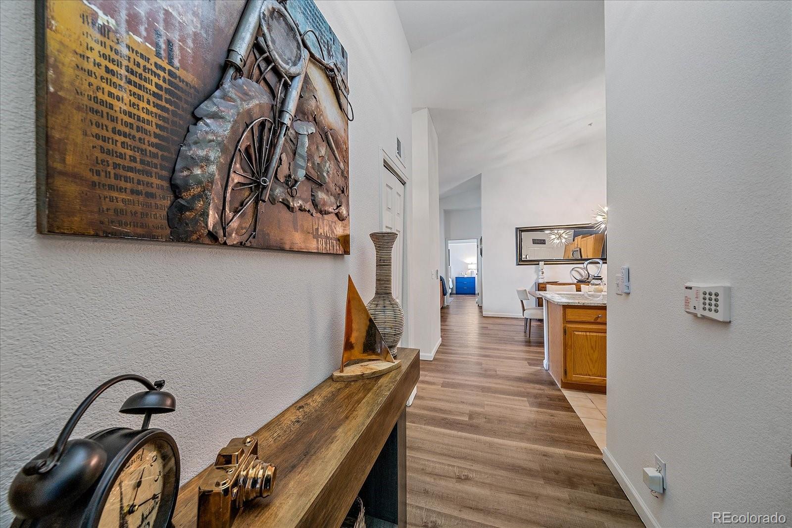 Photo of Listing #1588552