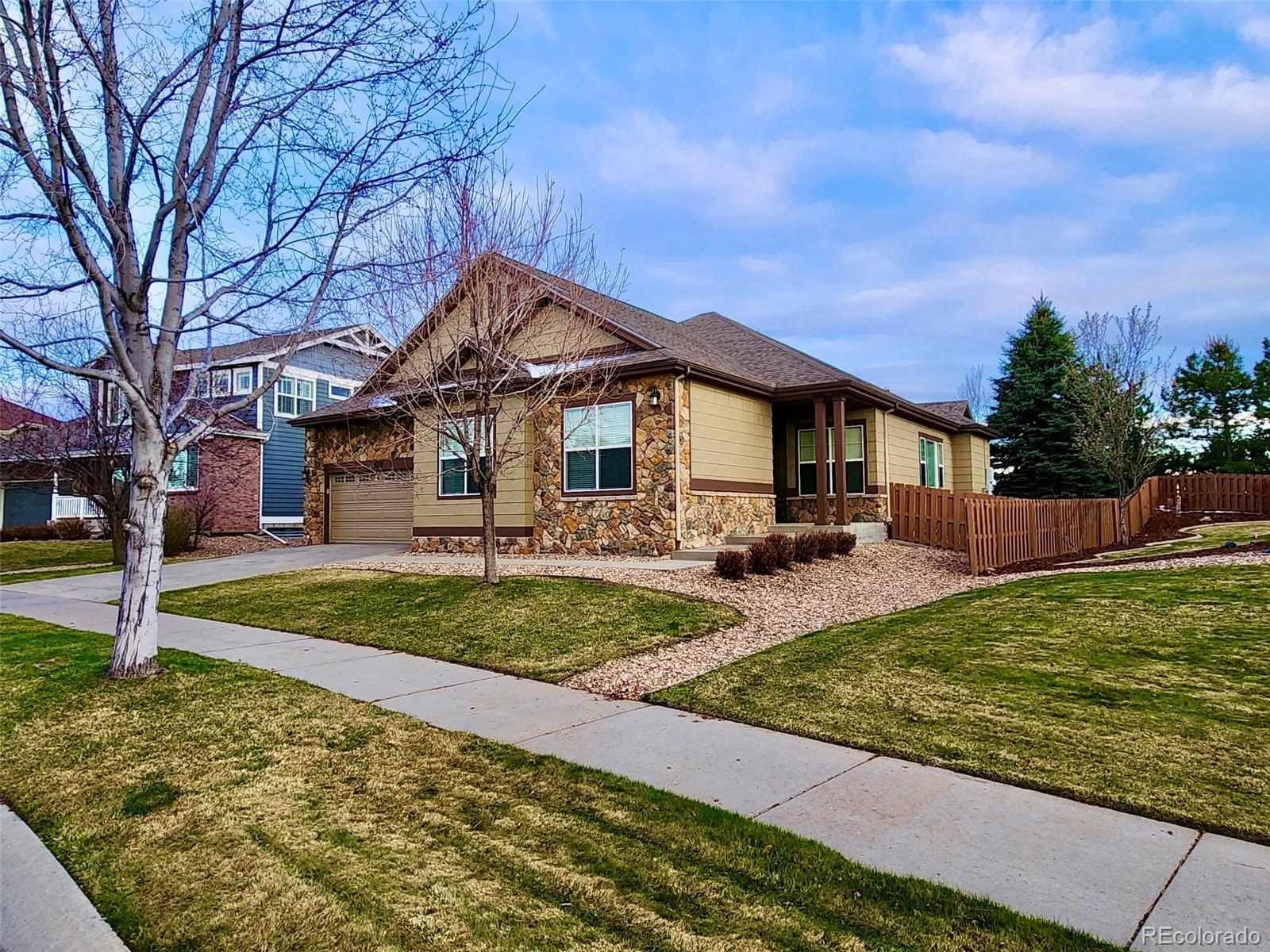 Photo of Listing #1593126