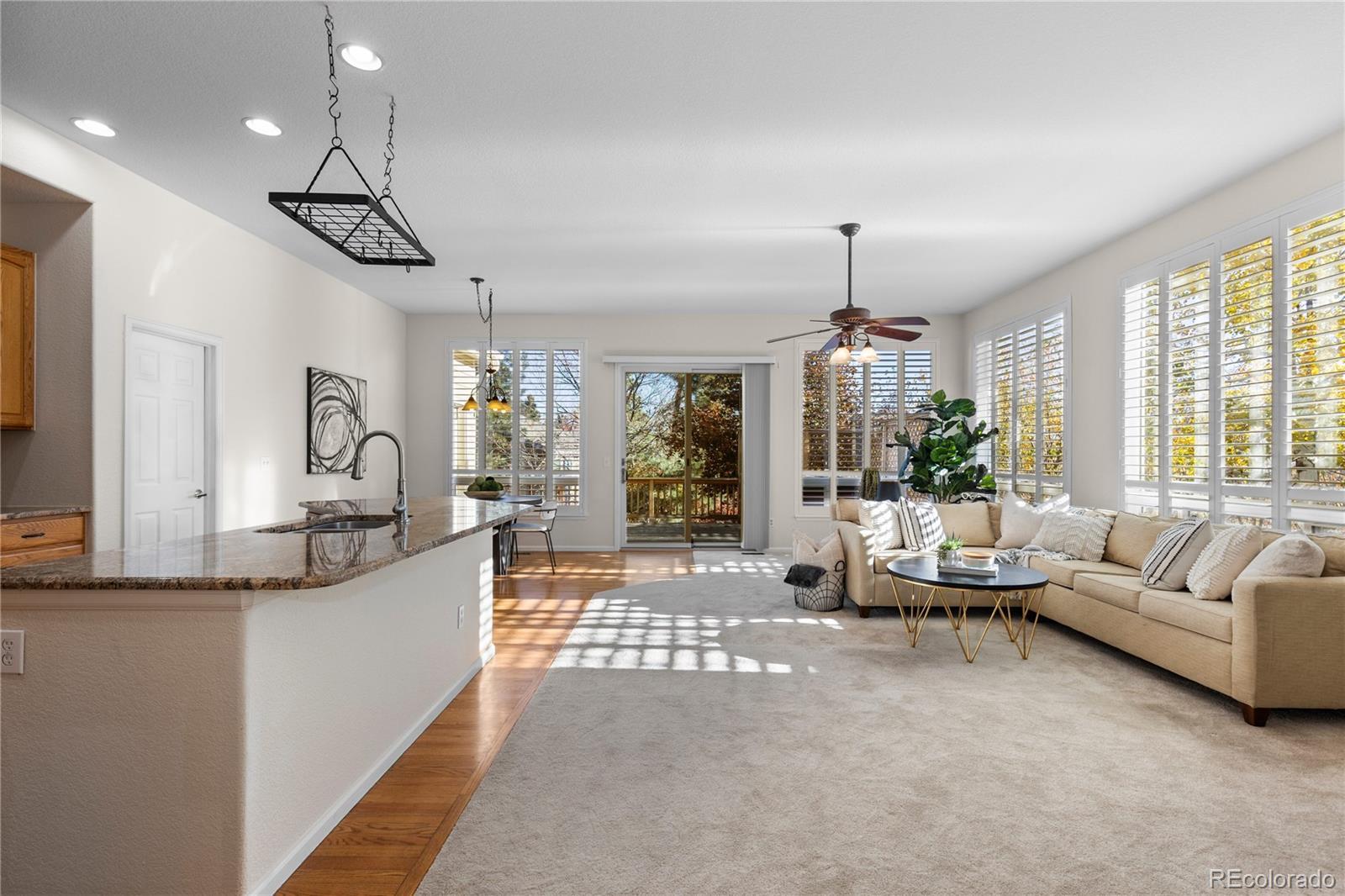 Photo of Listing #1594136