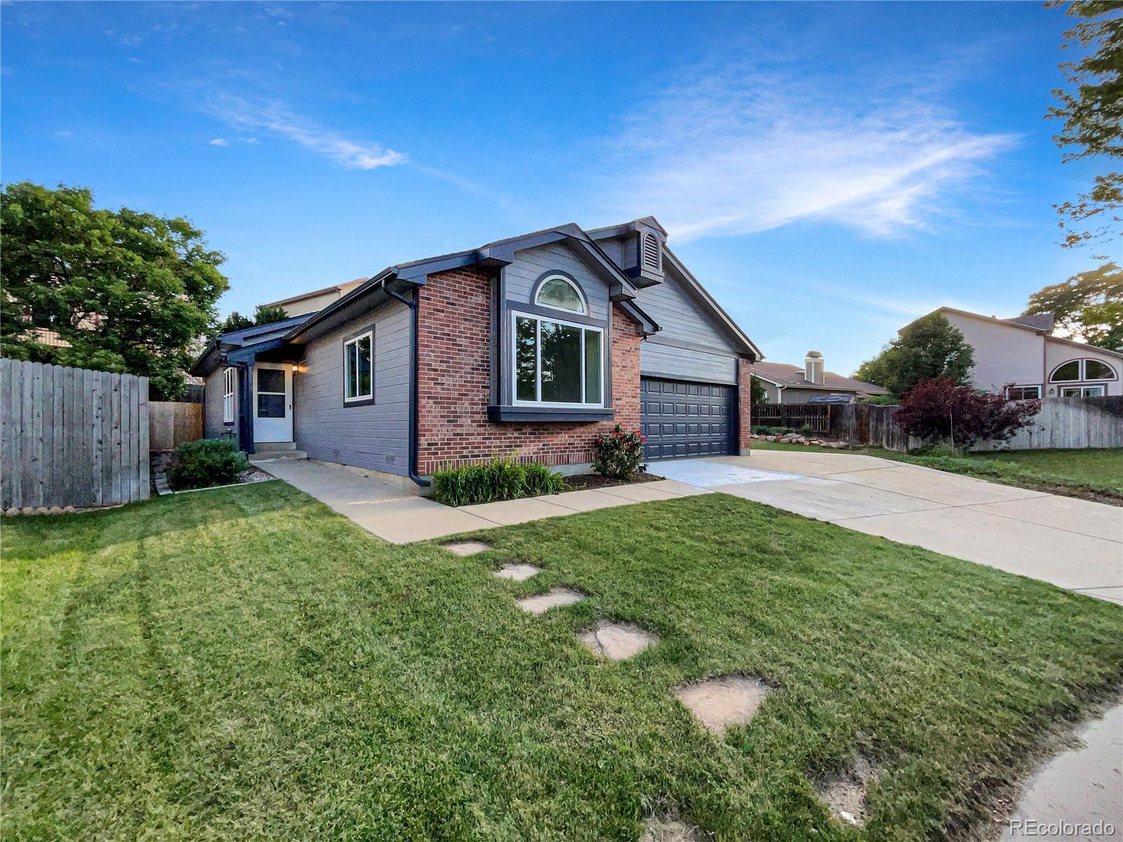 Photo of Listing #1597334