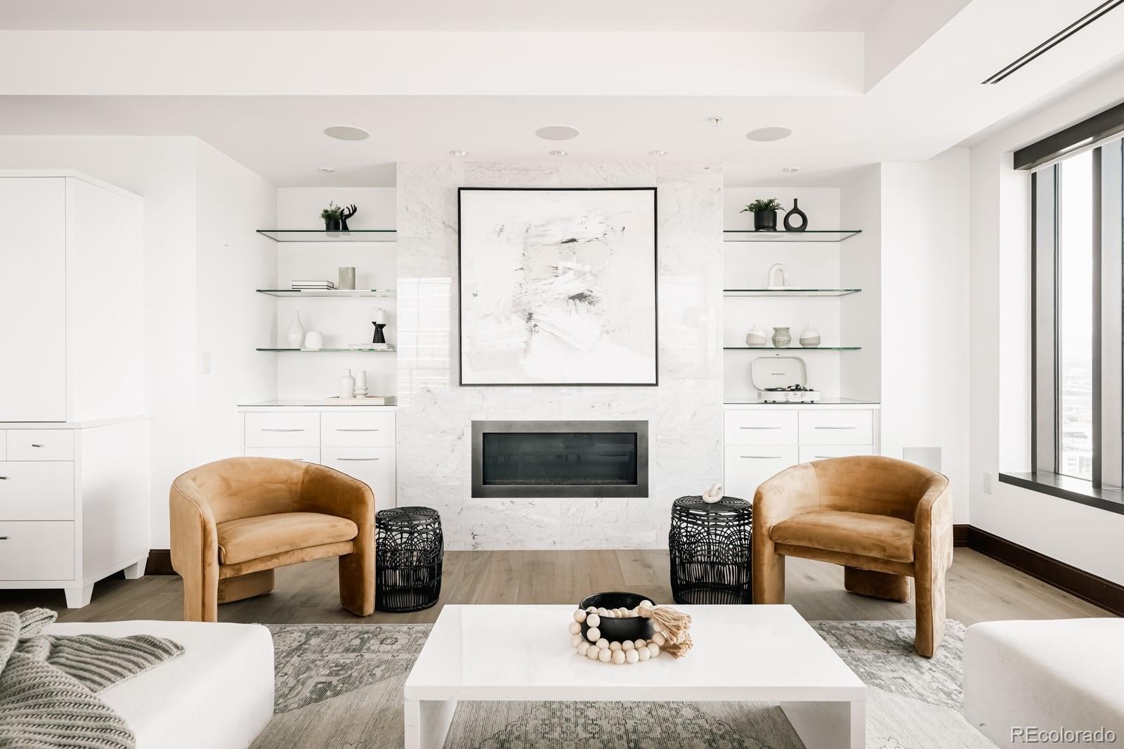 Photo of Listing #1599945