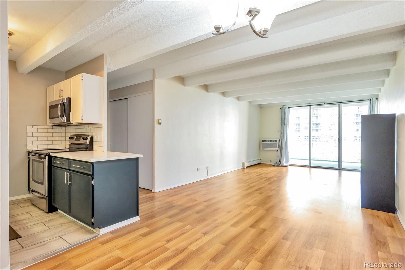 Photo of Listing #1638500