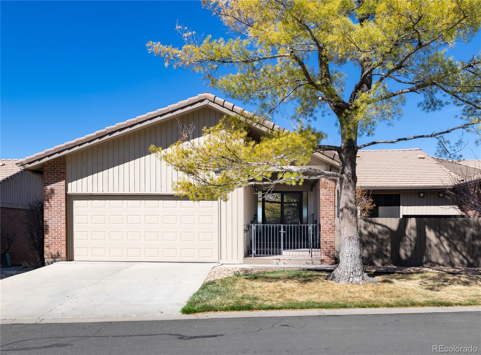 Photo of Listing #1644618