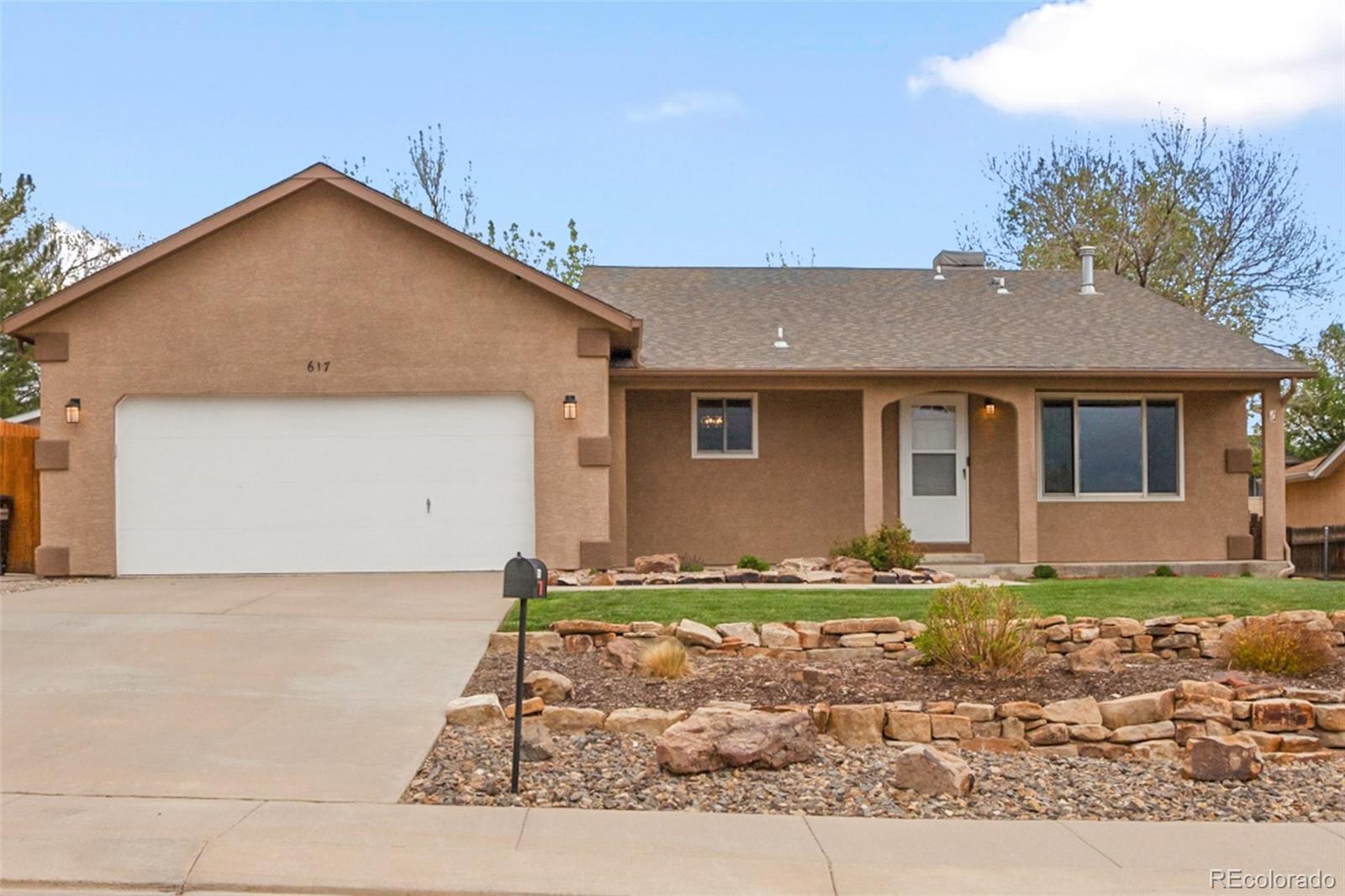 Photo of Listing #1652282
