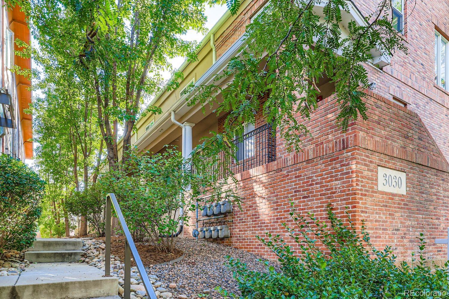 Photo of Listing #1657399