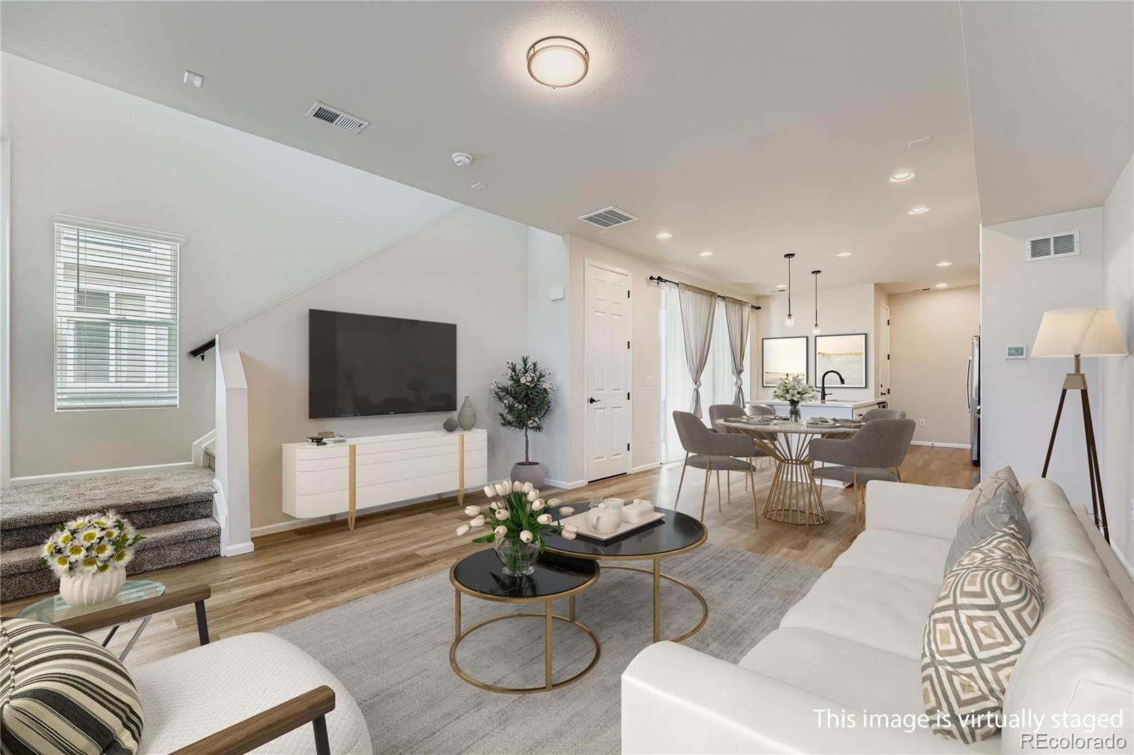 Photo of Listing #1682554