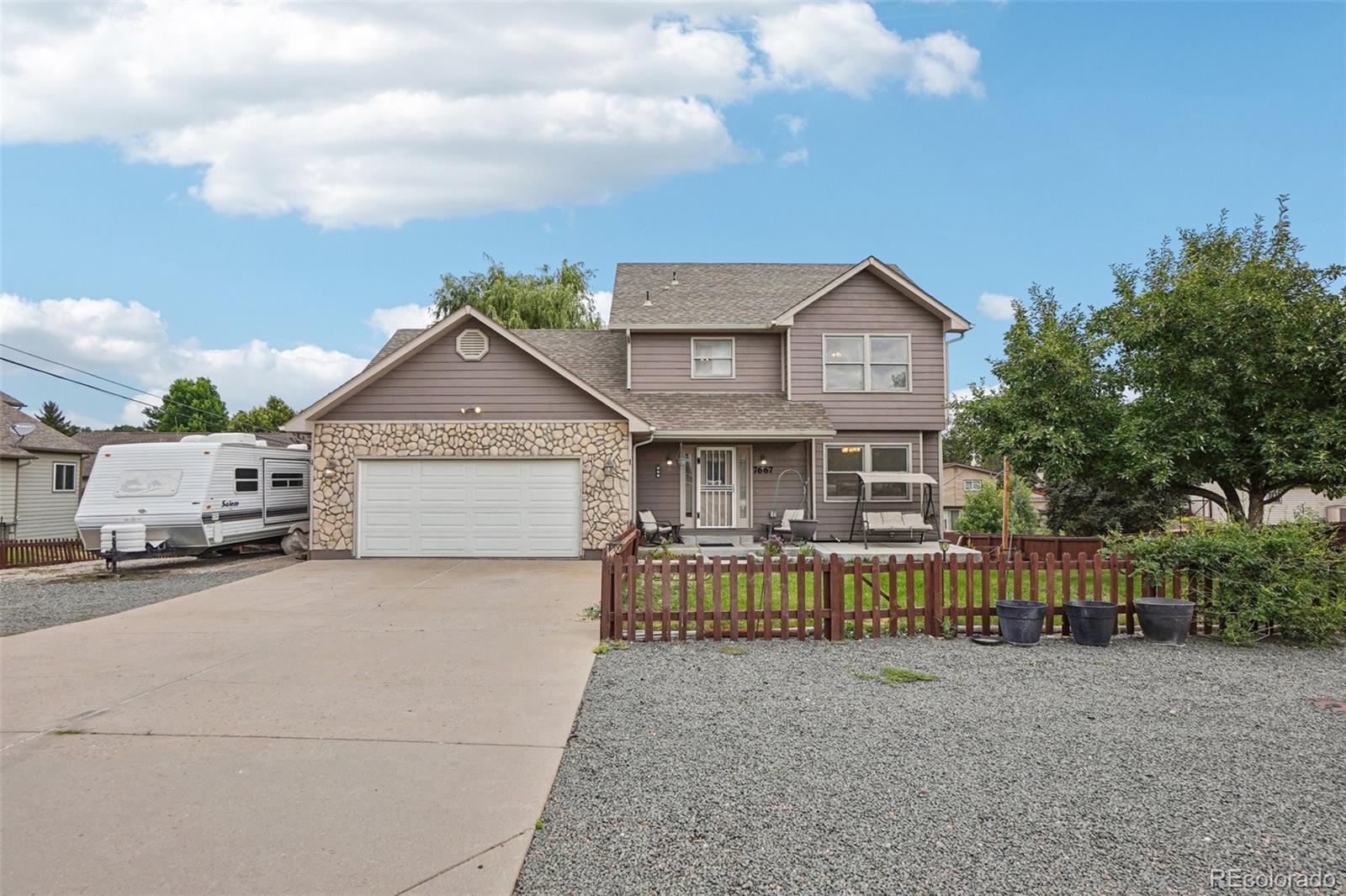 Photo of Listing #1685310