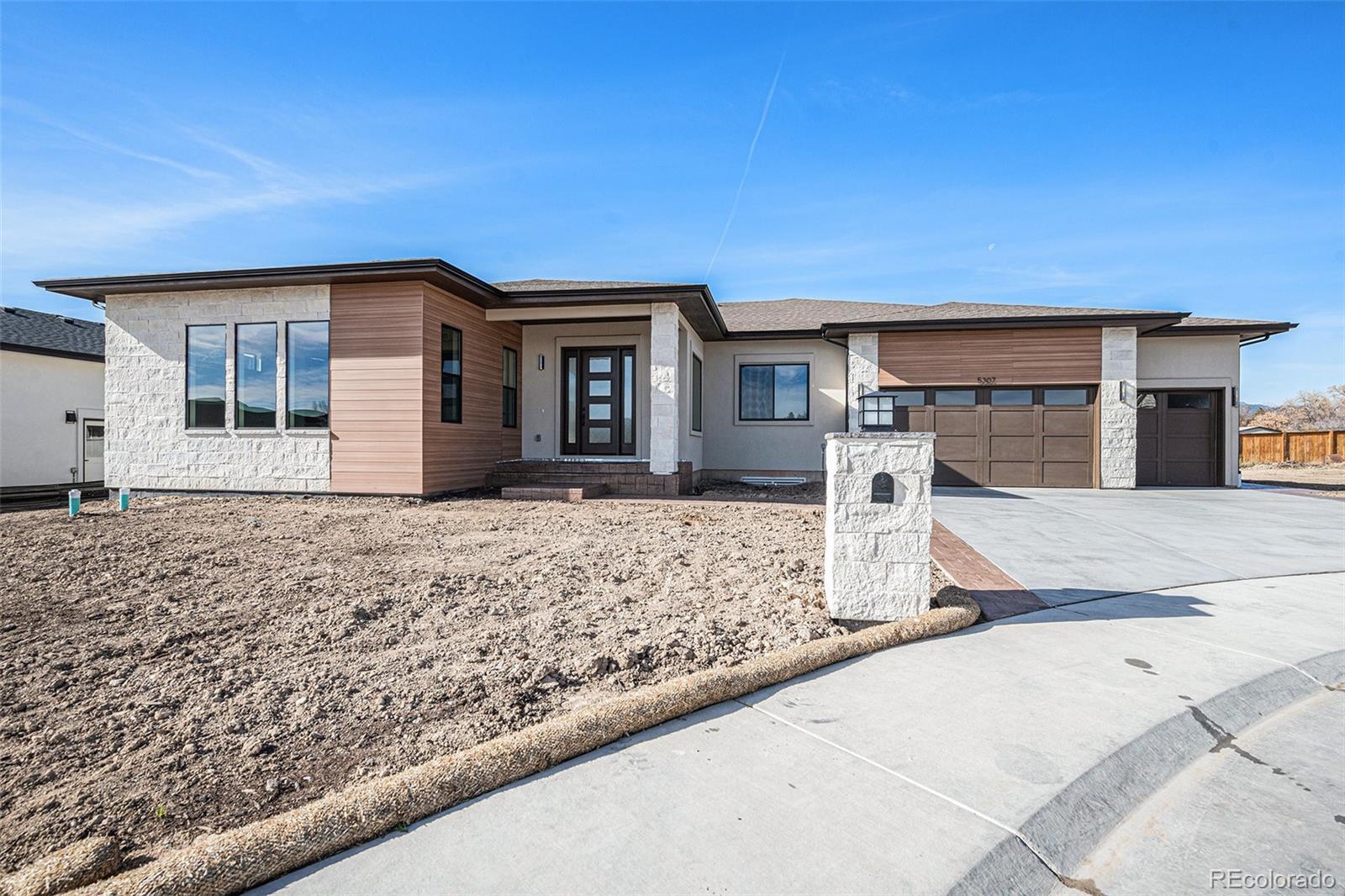 Photo of Listing #1687670