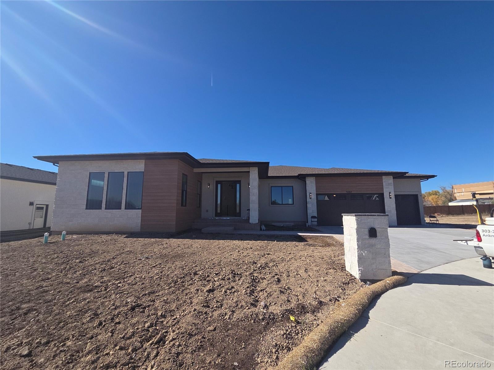 Photo of Listing #1687670