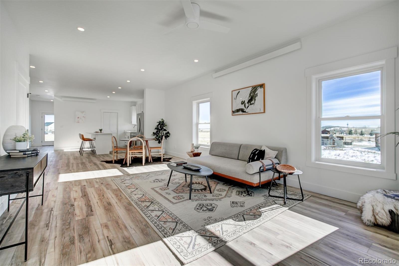 Photo of Listing #1698310