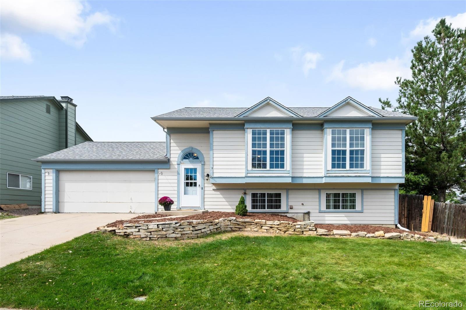 Photo of Listing #1717480