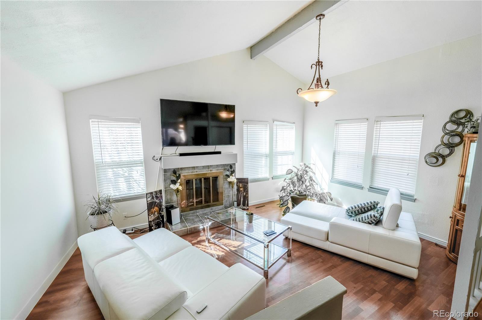 Photo of Listing #1720376