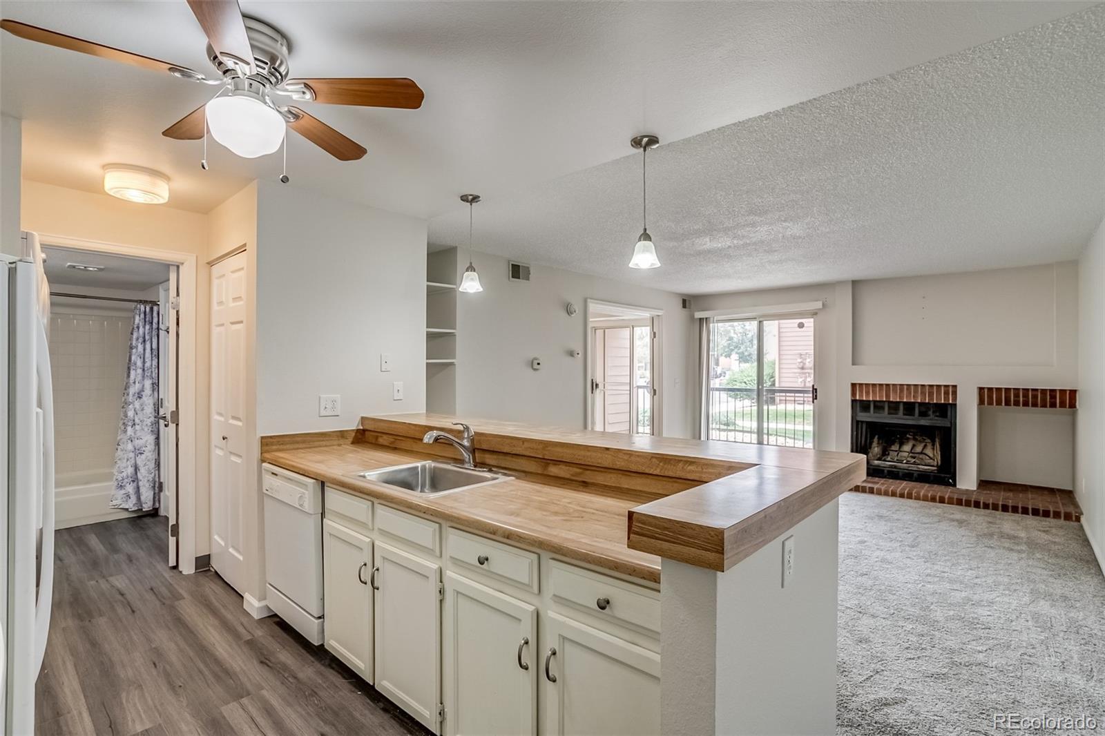 Photo of Listing #1731060