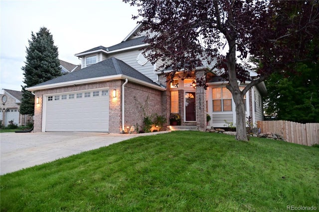 10678 W Peakview Drive, Littleton