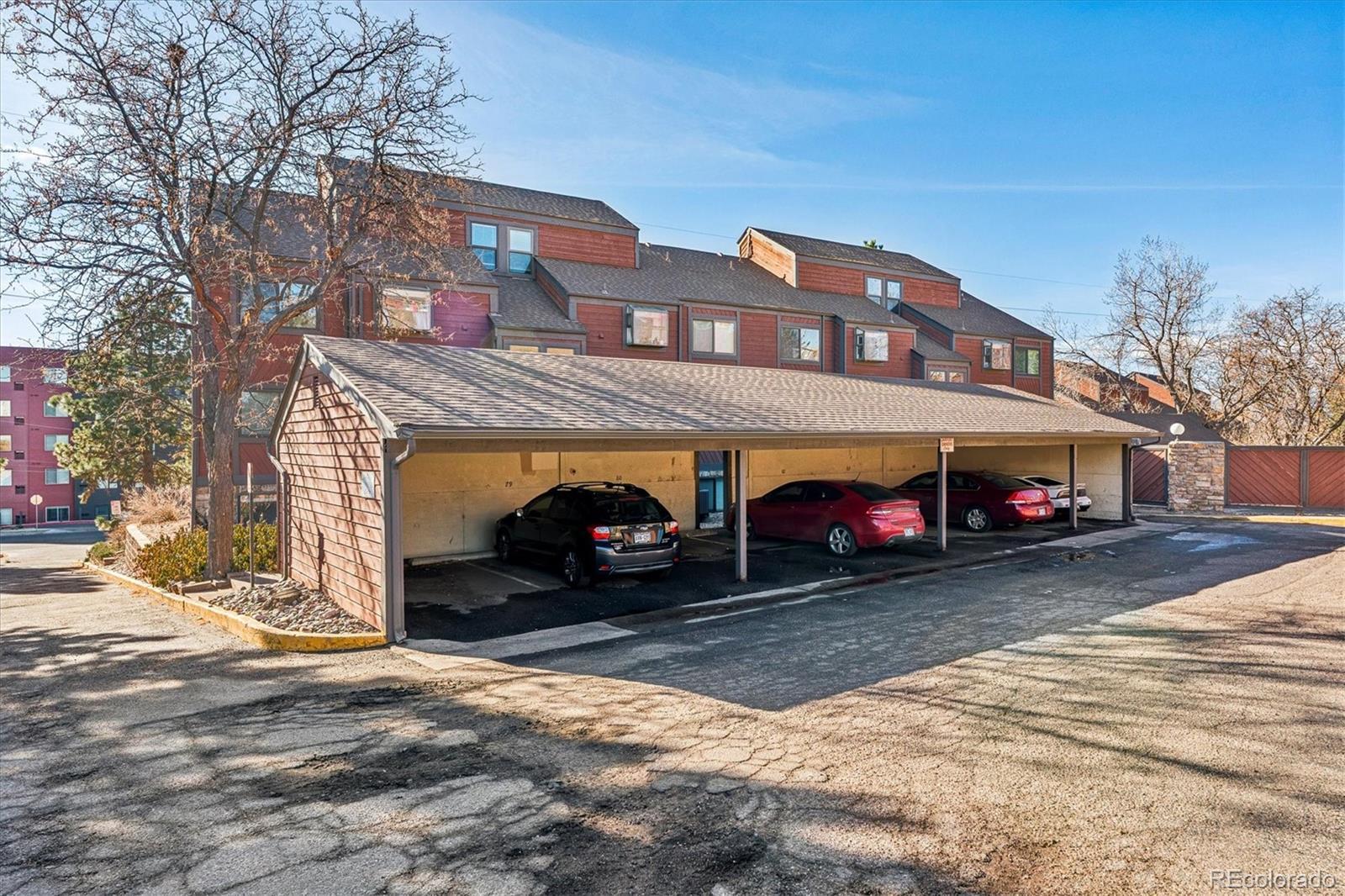 Photo of Listing #1750306