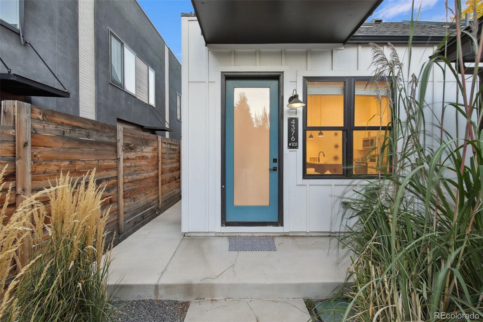 Photo of Listing #1766598