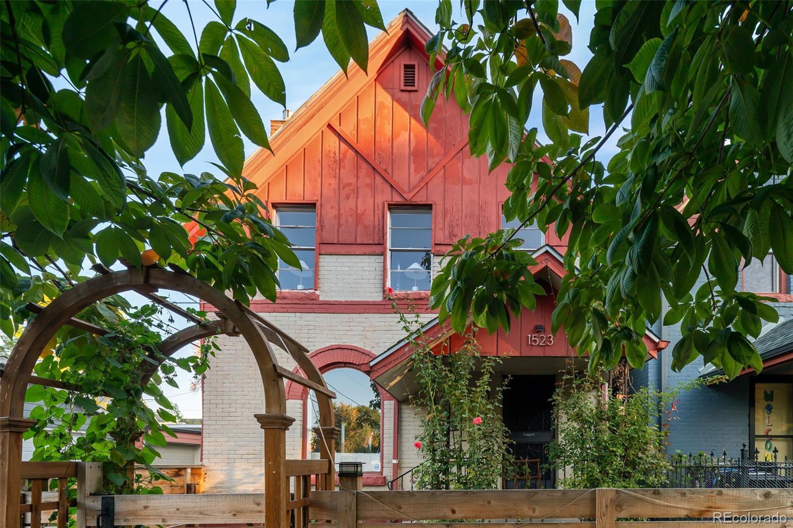 Photo of Listing #1767408