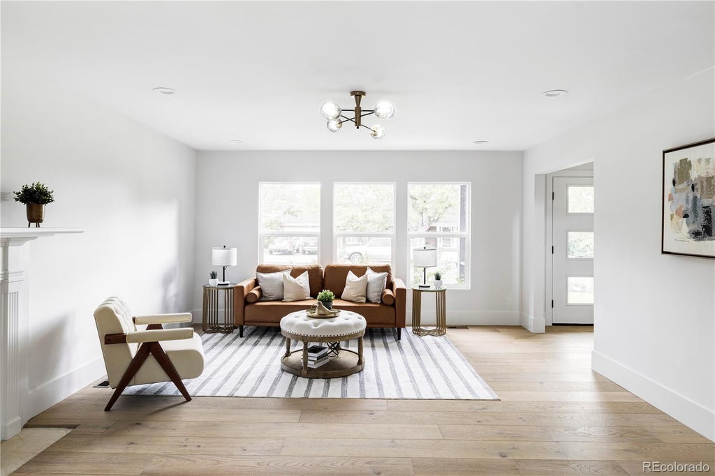 3930 S Hillcrest Drive, Denver