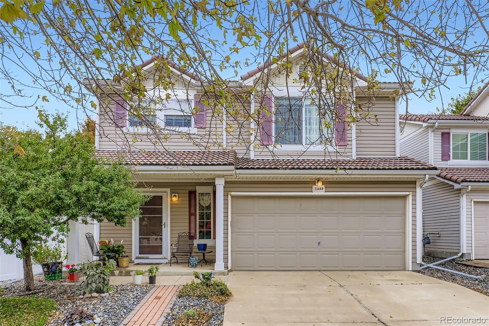 Photo of Listing #1813835