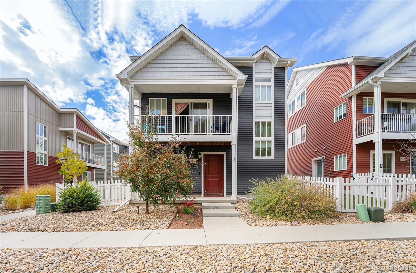 Photo of Listing #1821806