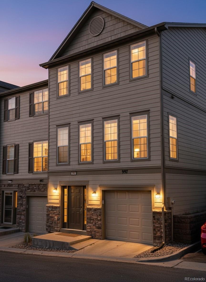 Photo of Listing #1827085