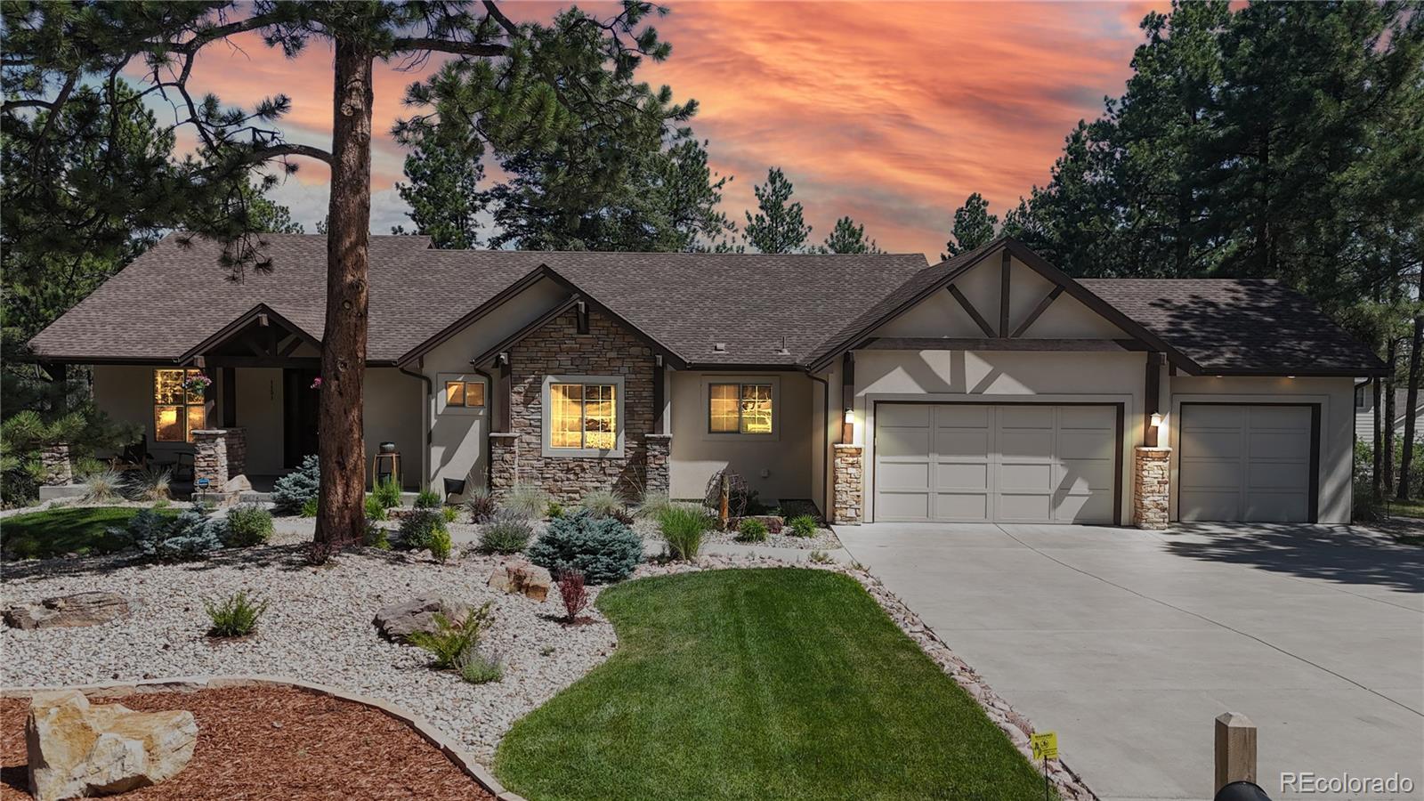 Photo of Listing #1828540