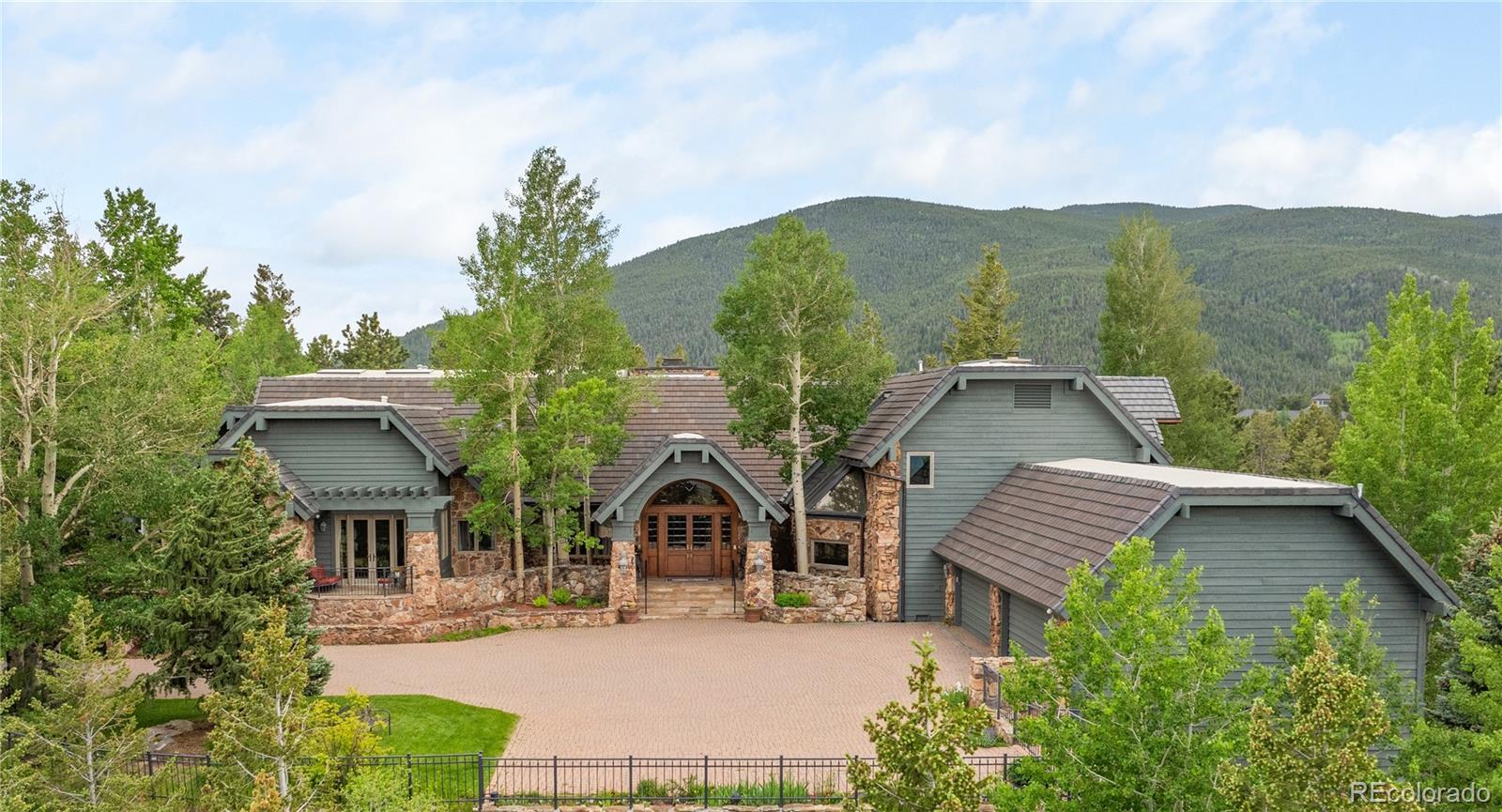 Photo of Listing #1829557