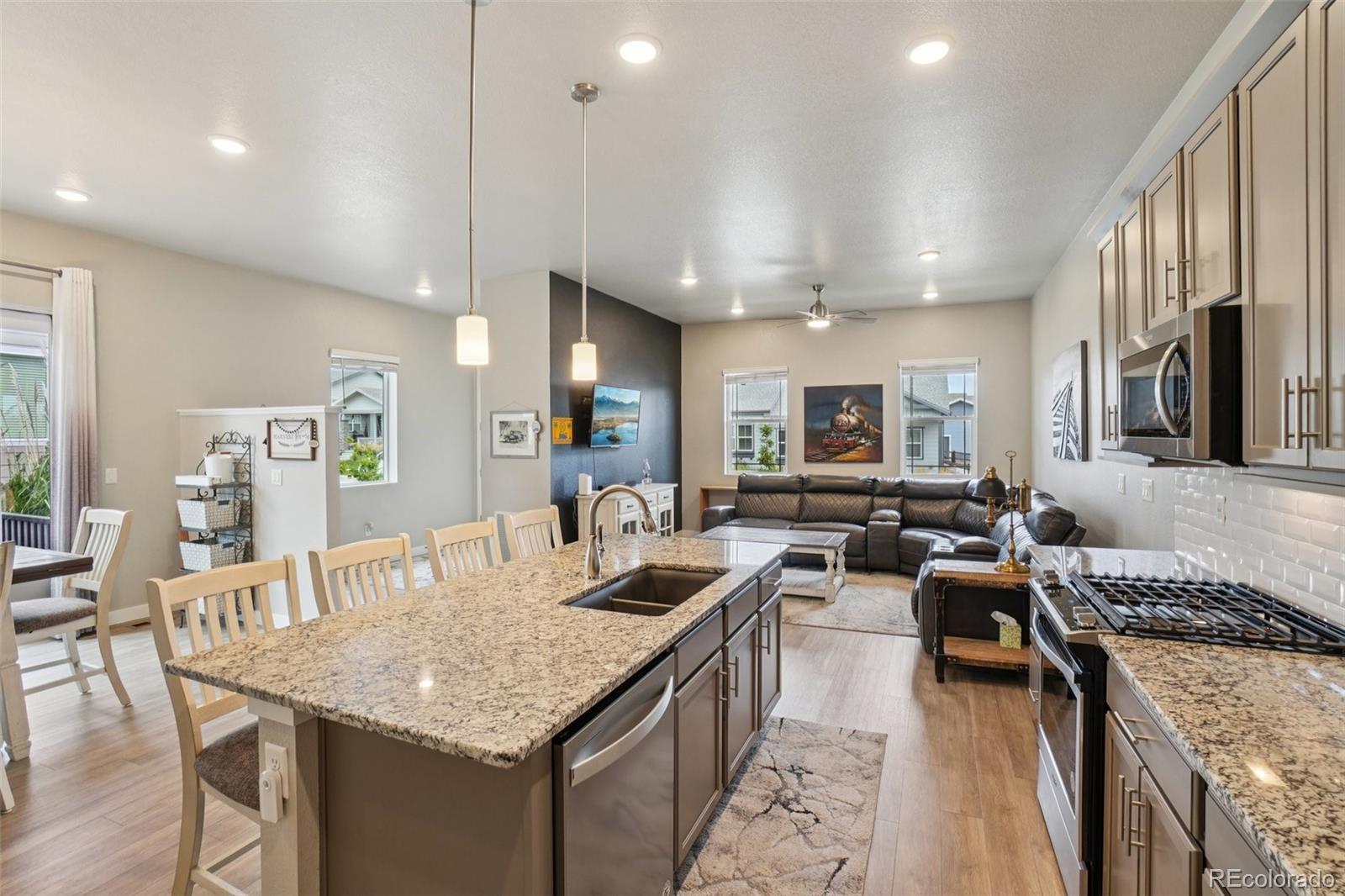 Photo of Listing #1841681