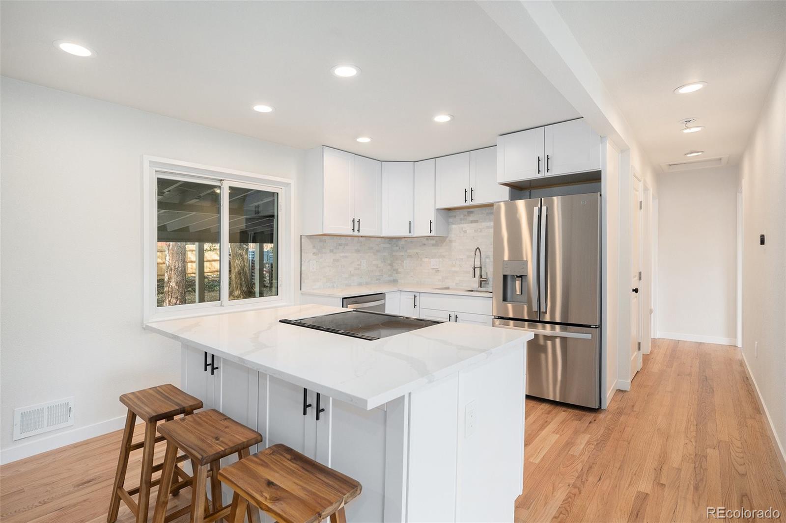 Photo of Listing #1865949