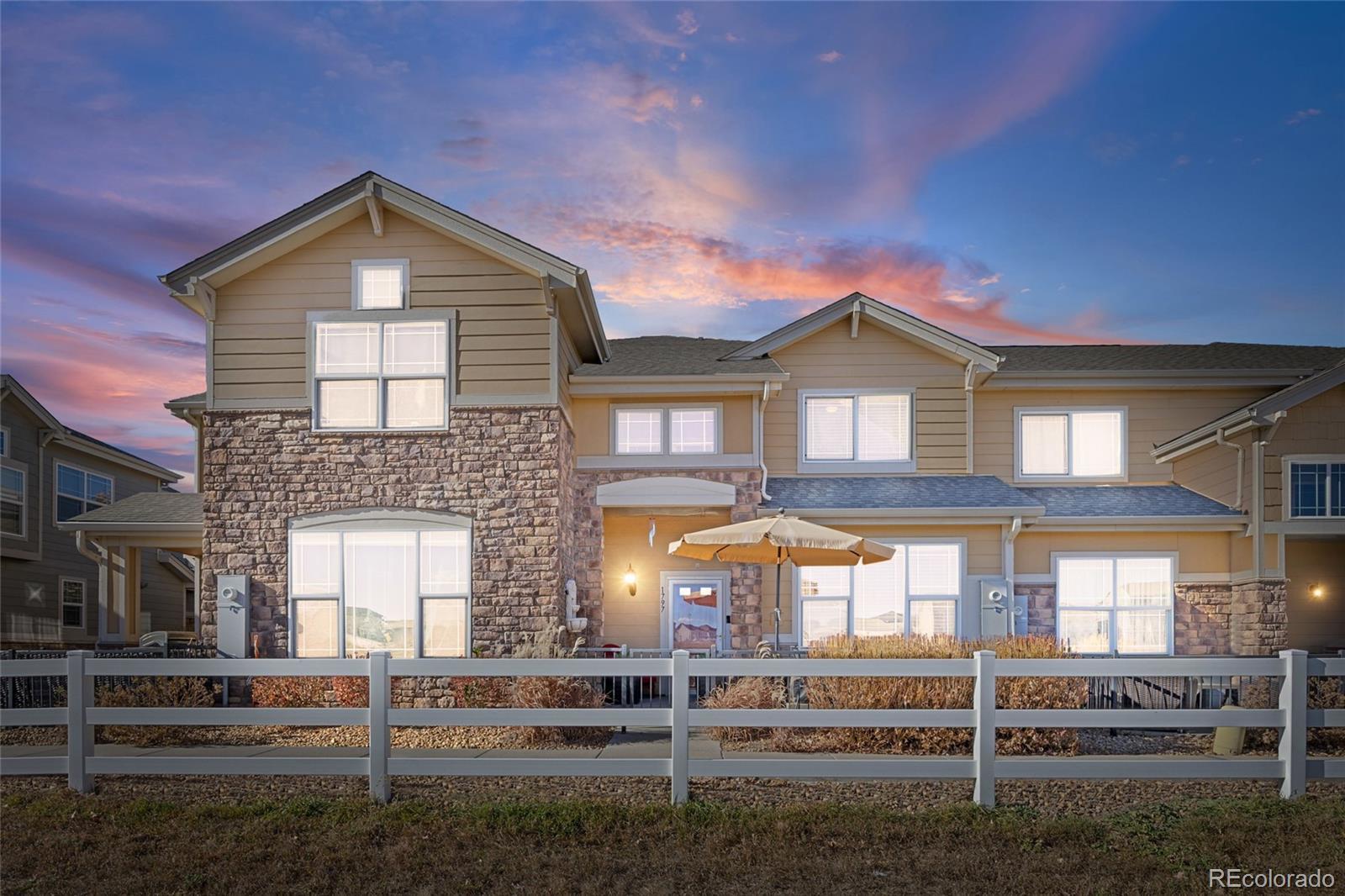 Photo of Listing #1876580