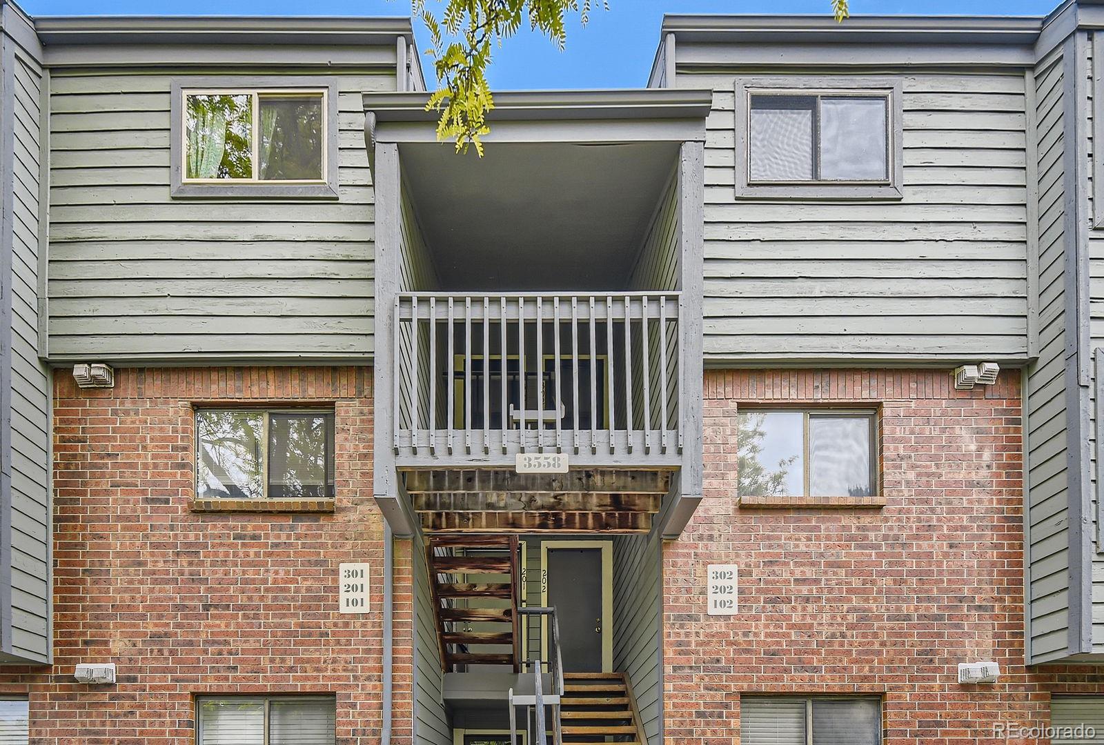 Photo of Listing #1881494