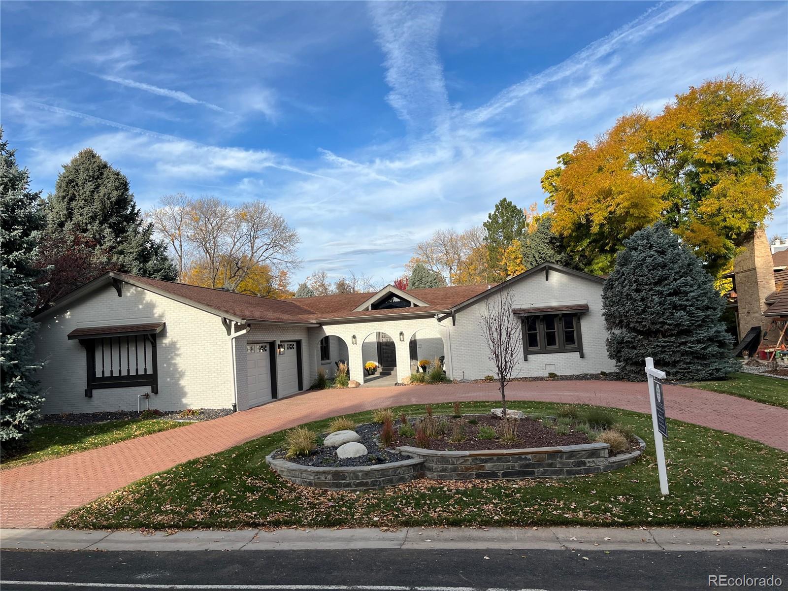 Photo of Listing #1886552