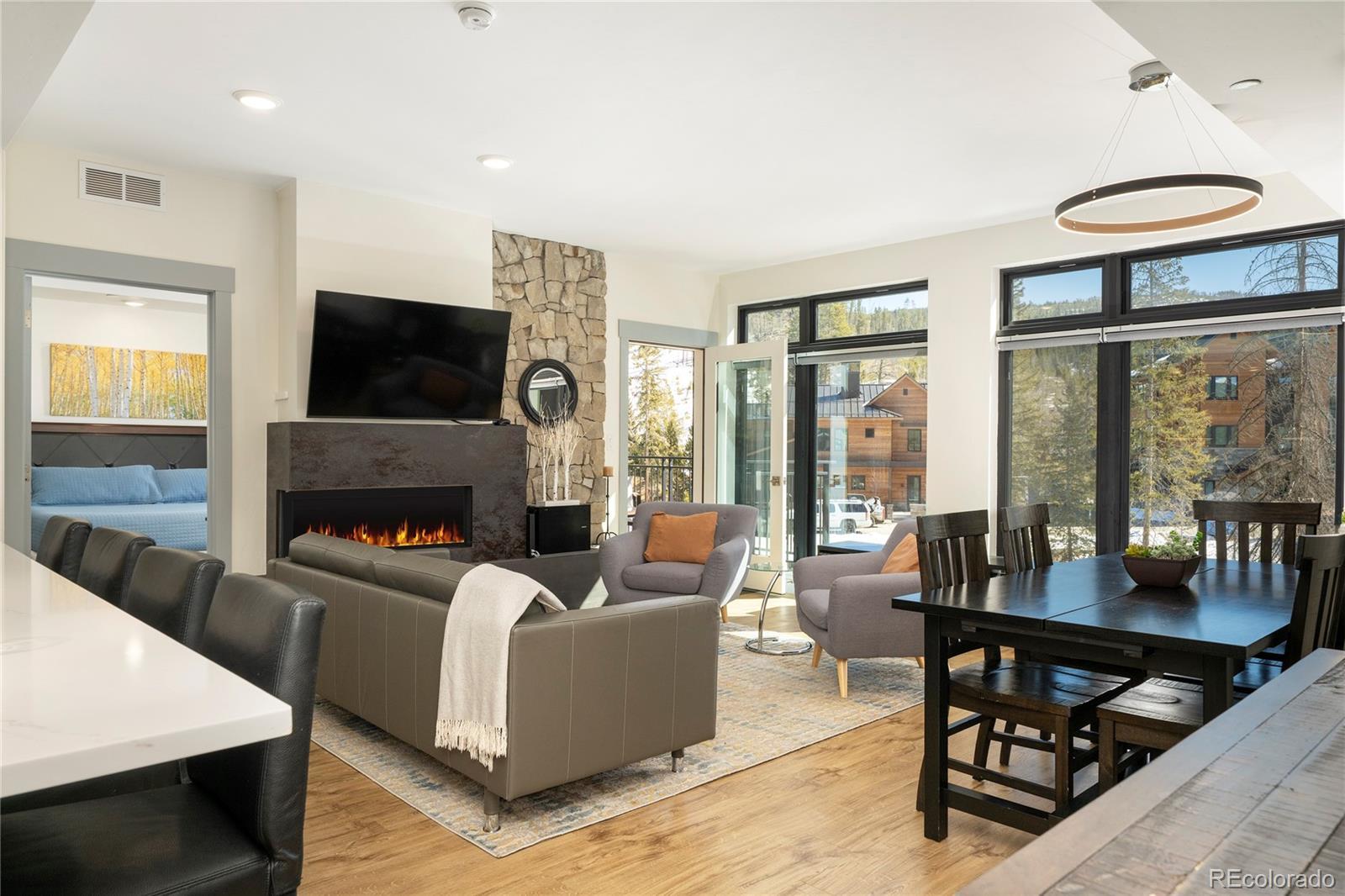 Photo of Listing #1894159