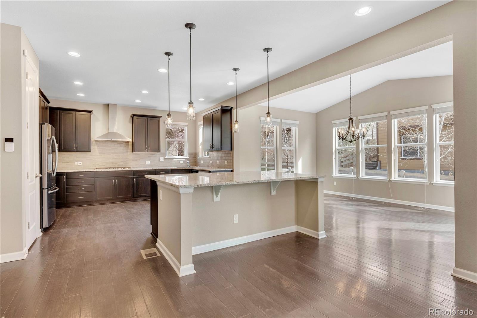 Photo of Listing #1899284