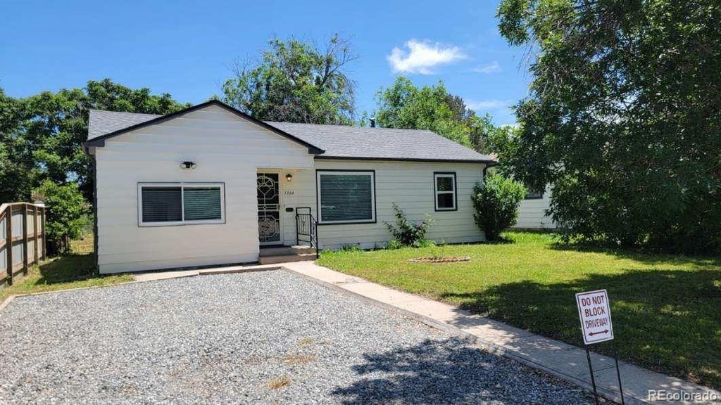 1364 Iola Street, Aurora