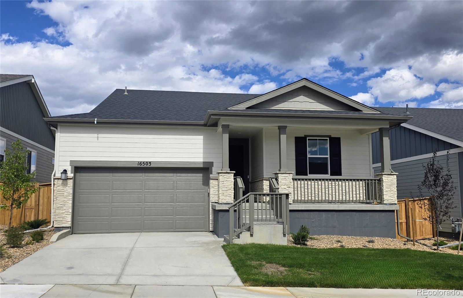 Photo of Listing #1920071