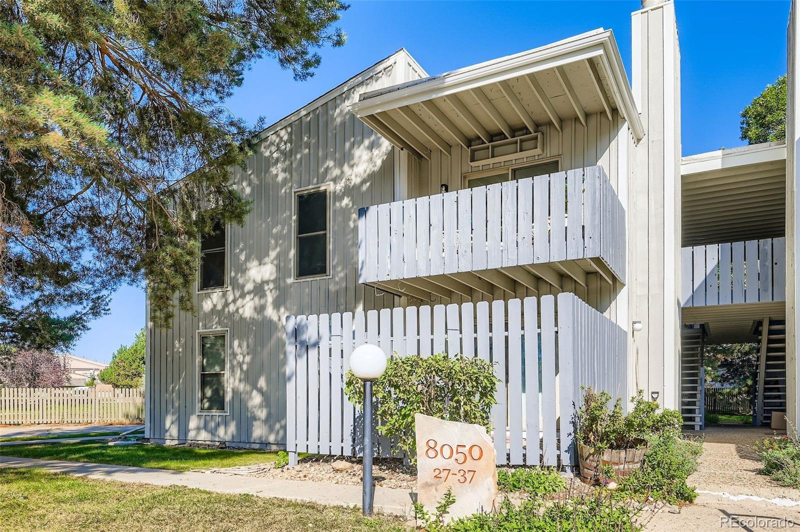 Photo of Listing #1920926