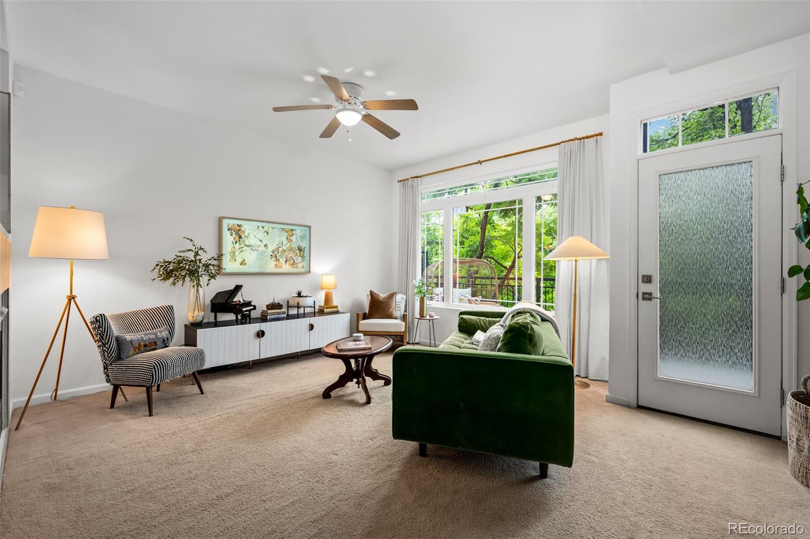 Photo of Listing #1924094