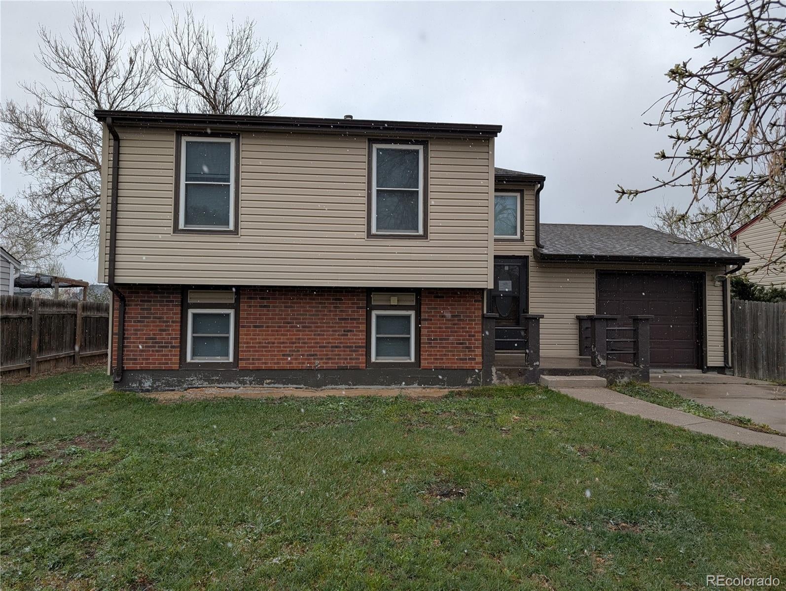 Photo of Listing #1924099