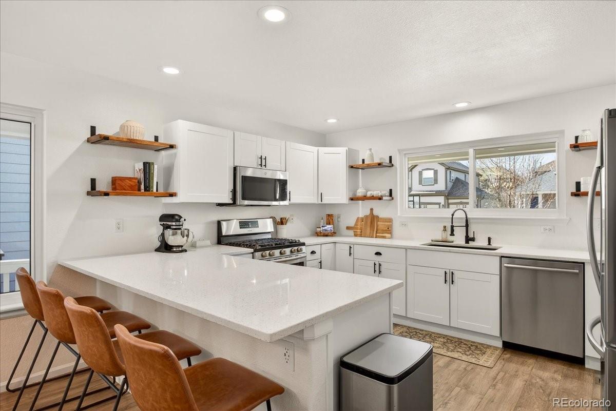 Photo of Listing #1928334